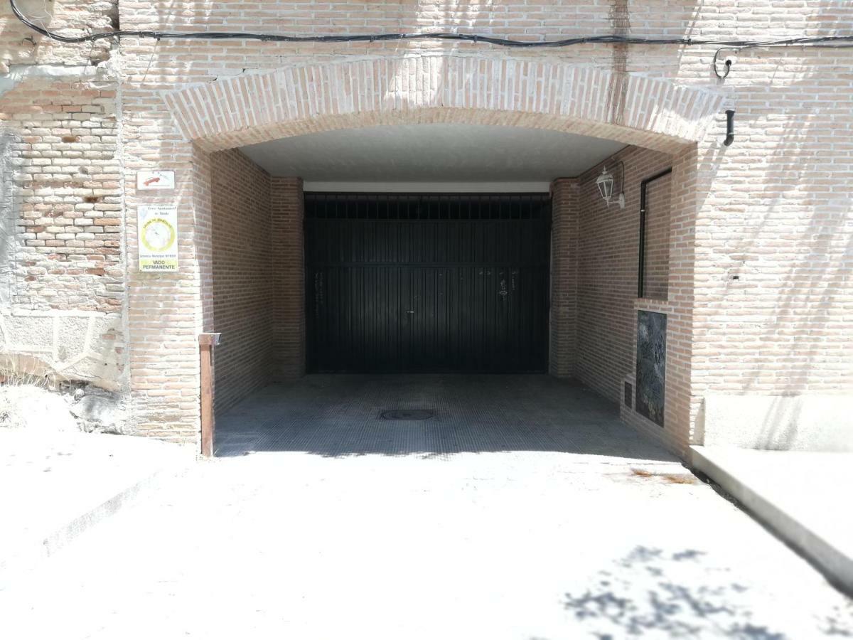 Apto El Clavo-Con Parking Gratis Toledo Exteriör bild