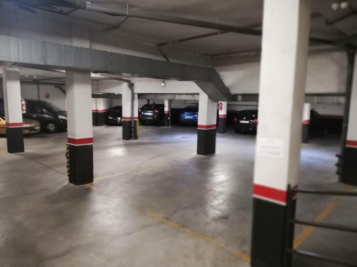 Apto El Clavo-Con Parking Gratis Toledo Exteriör bild
